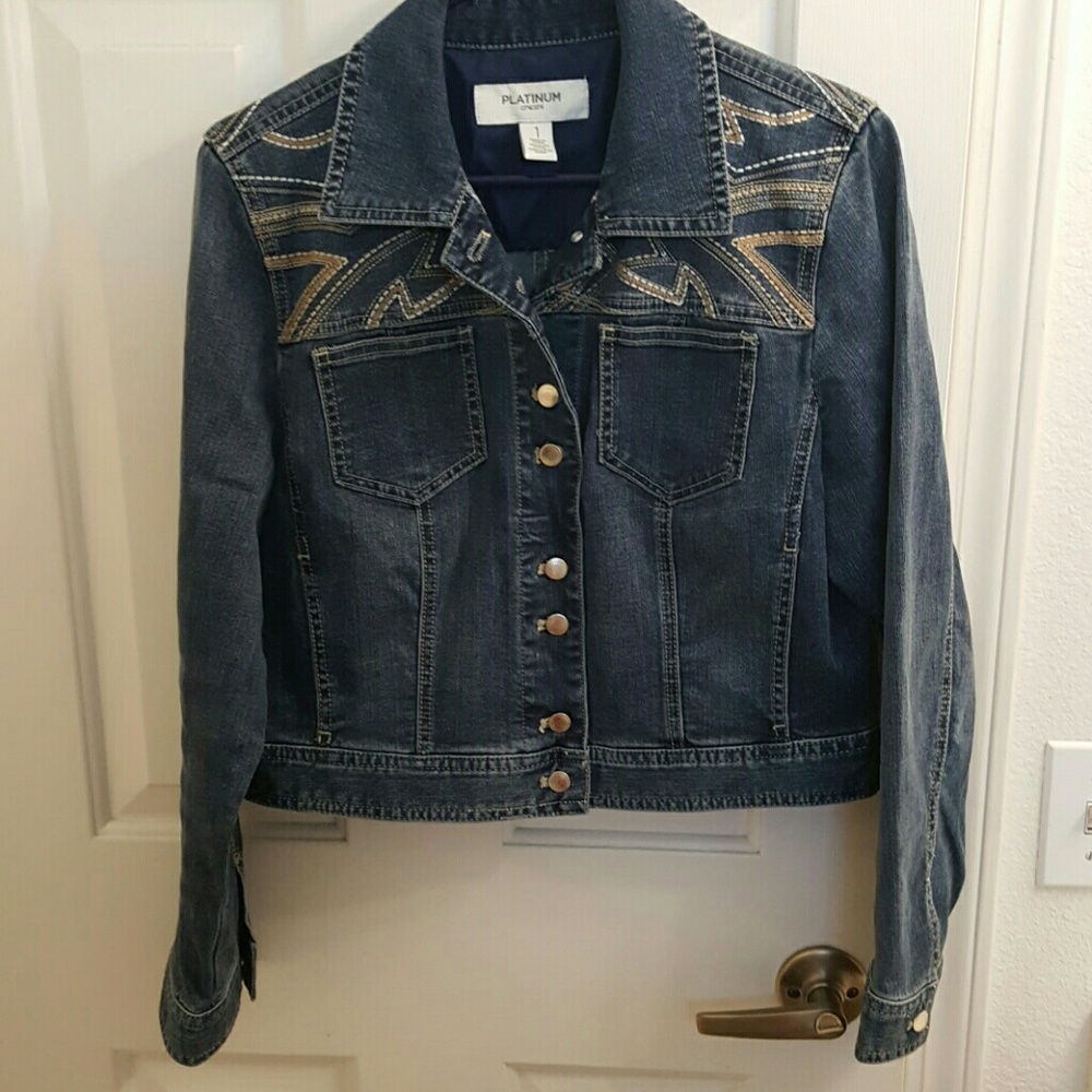 Chicos cropped denim jacket with embroidery
